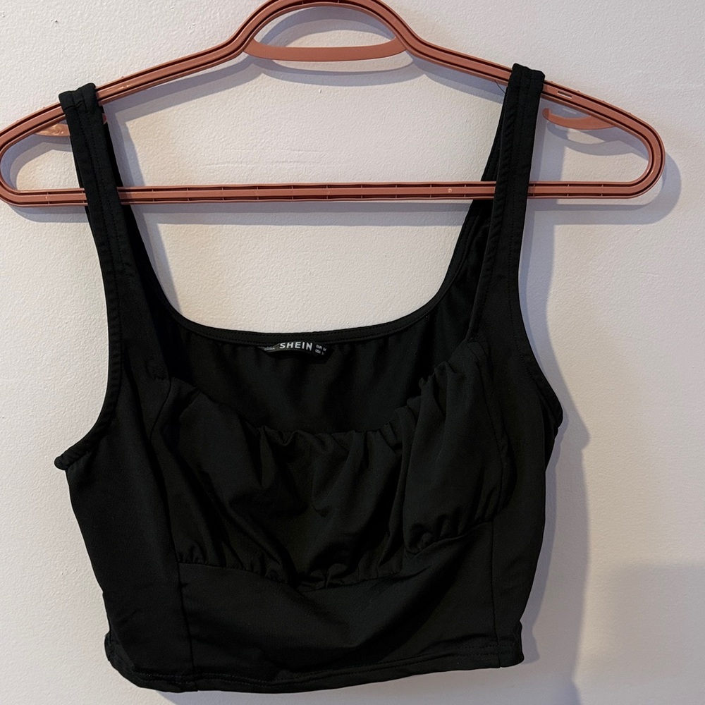 SHEIN Black Ruched Bust Cropped Top